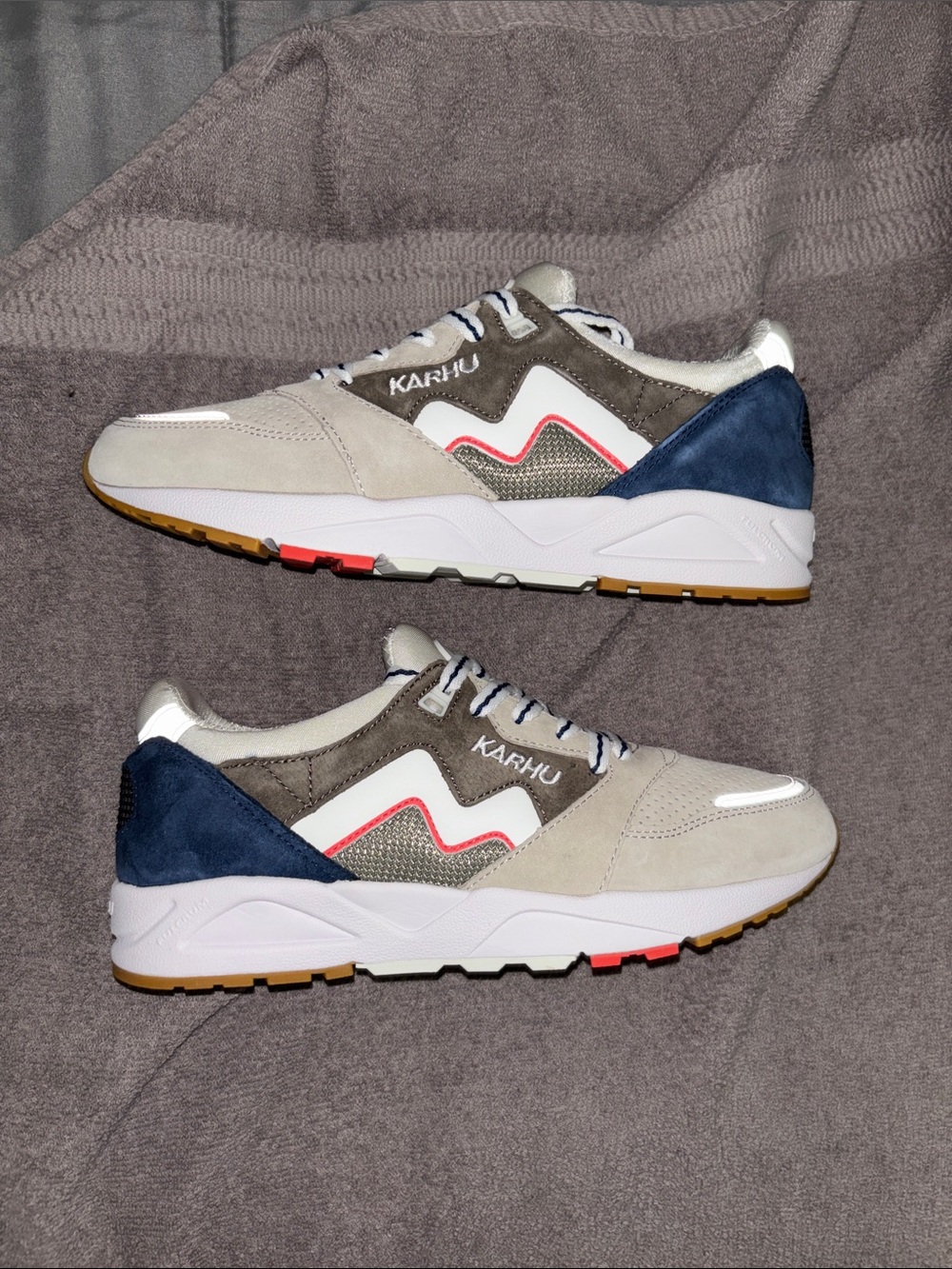 Karhu Men’s Fusion 2.0 Suede & Mesh Sneakers in Beige Navy